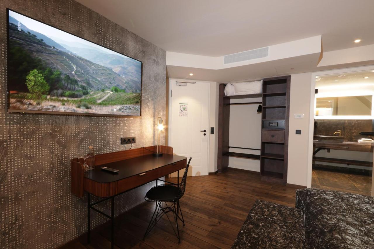 Reinhardts Hotel Бухен Экстерьер фото